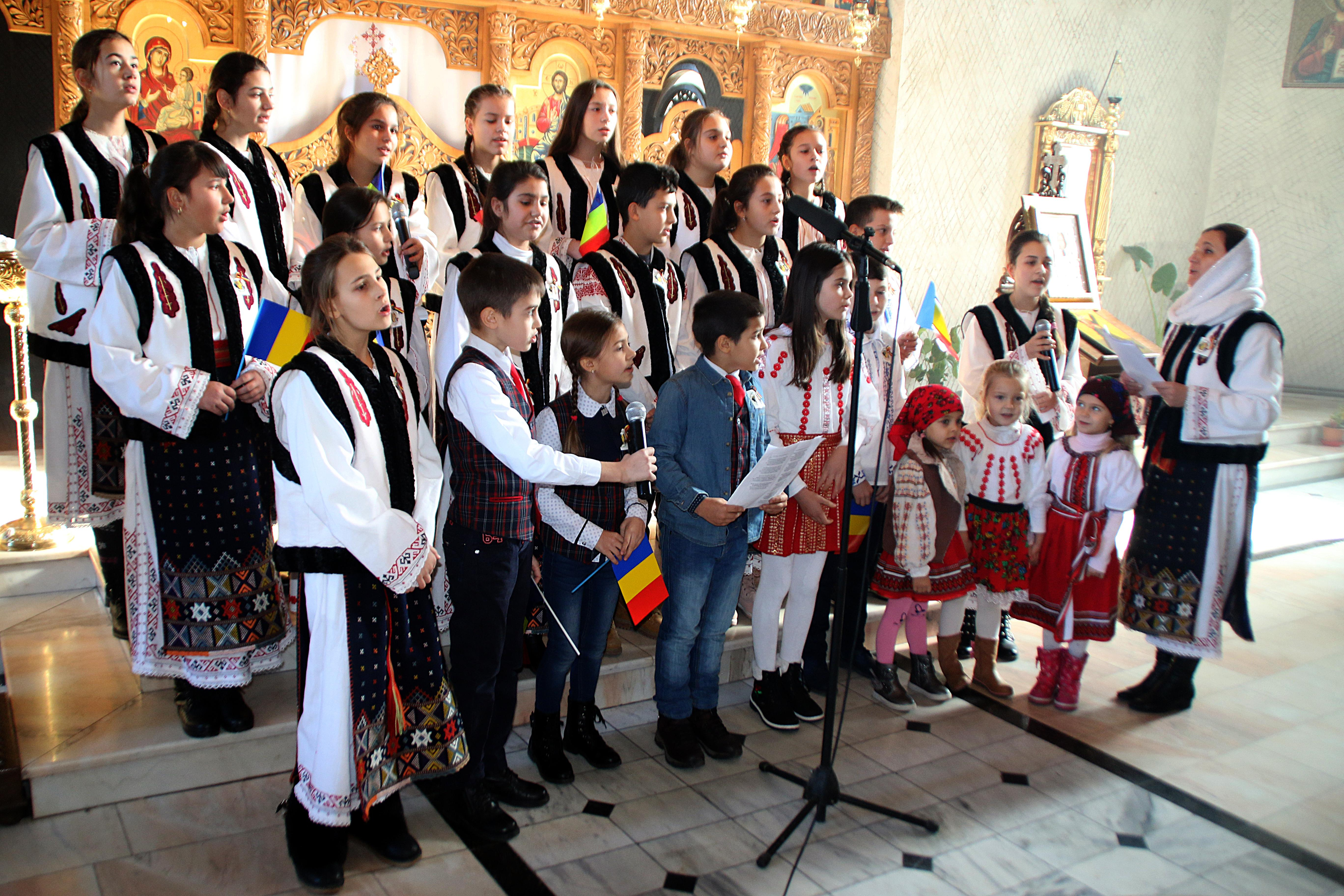 Centenarul, sărbătorit la Şcoala din Umbrăreşti