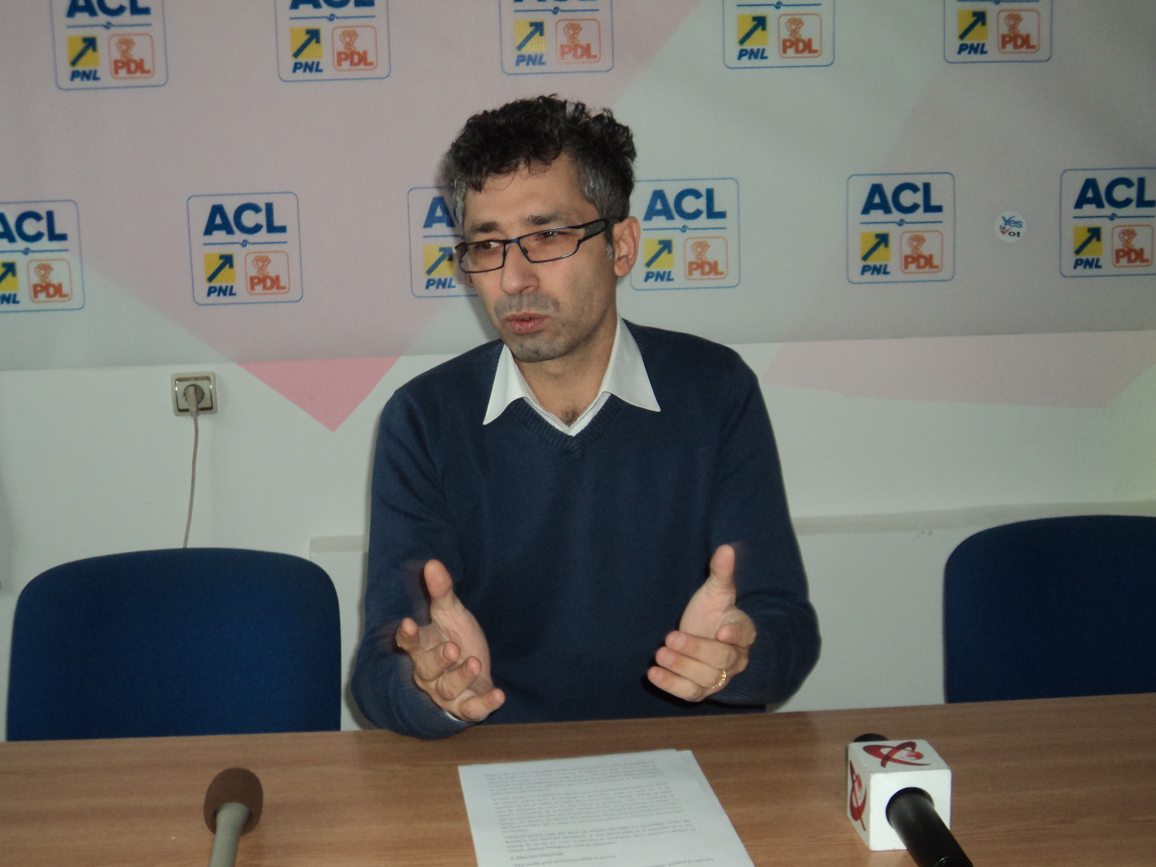 Ciumacenco AGITĂ apele în PNL: "Colegii cu funcţii de conducere în instituţii să îşi dea DEMISIA"