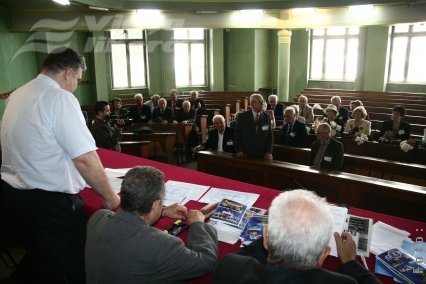 Revedere după 50 de ani