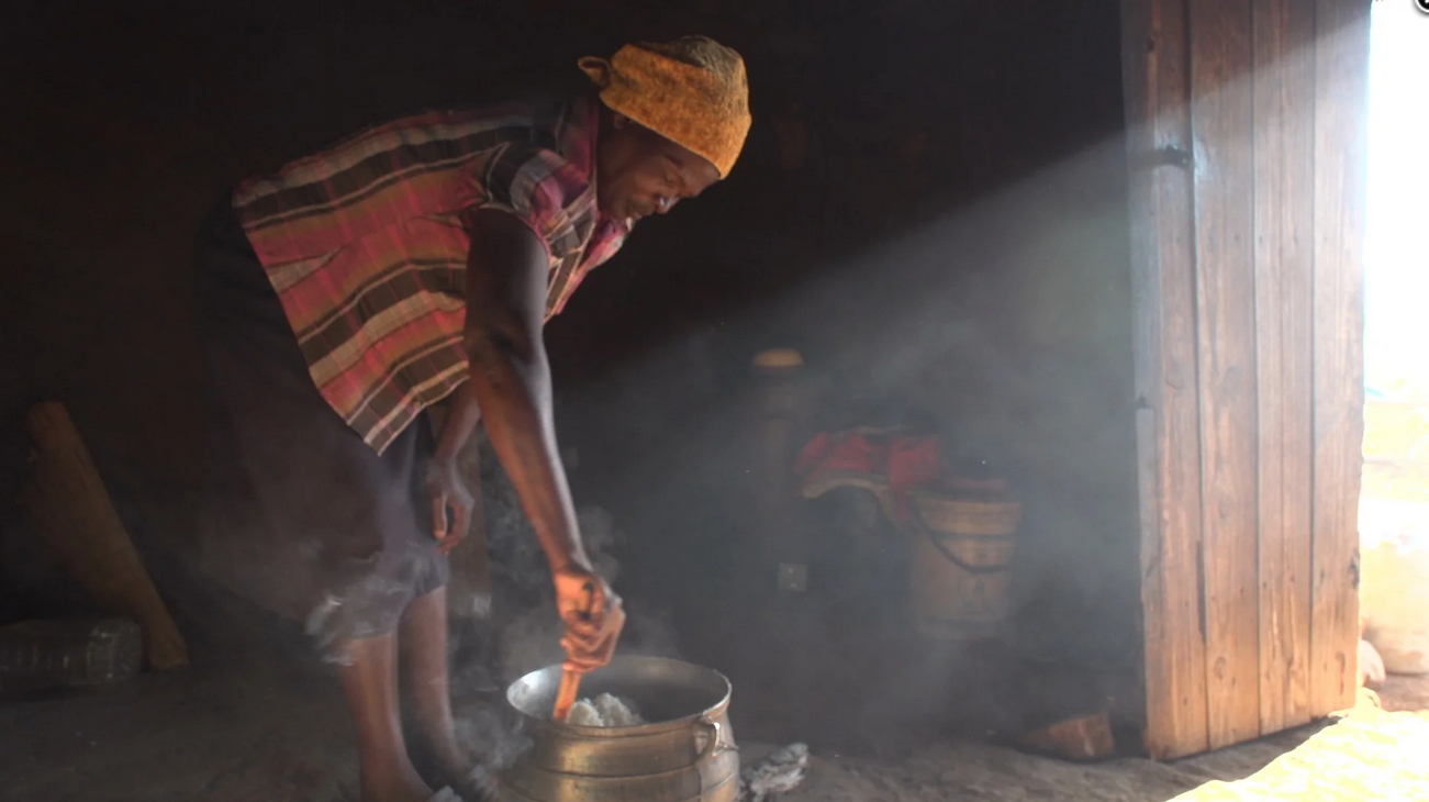 De ce au femeile atenție distributivă?