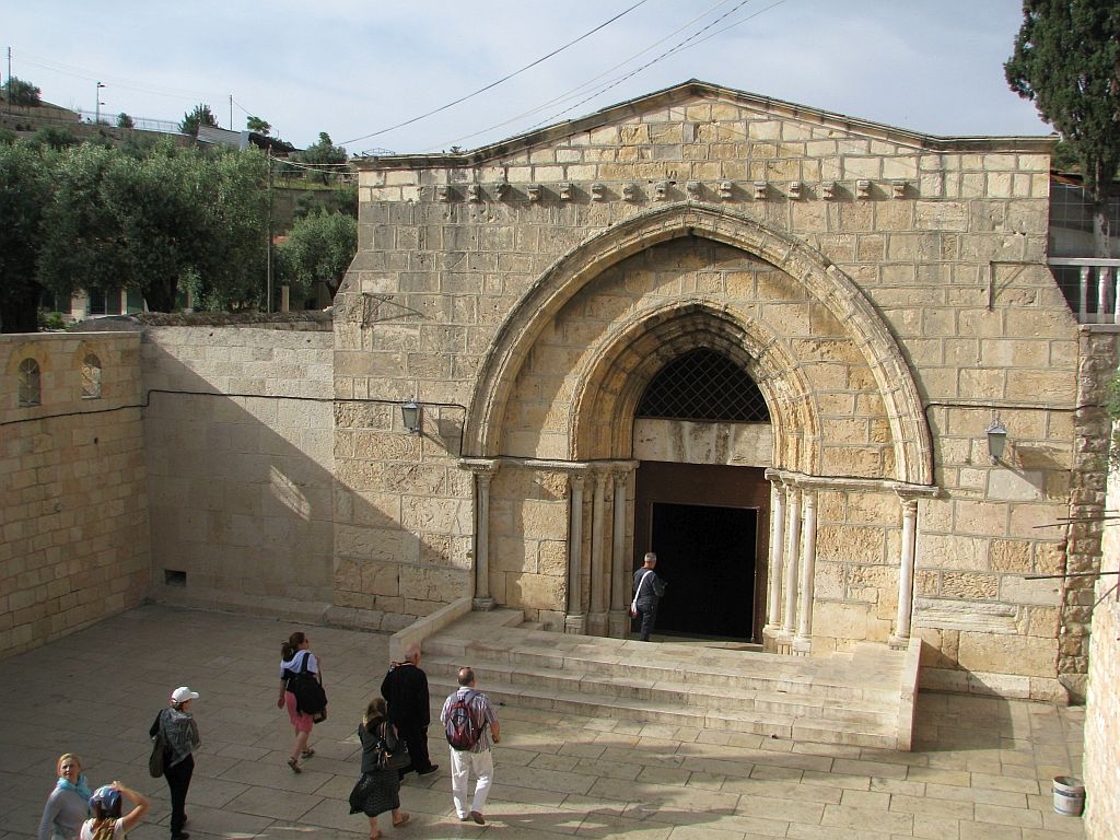 REPORTAJ/ Pelerini gălăţeni în Ţara Sfântă (II). Cum s-a statornicit sărbătoarea Adormirii Maicii Domnului la Ierusalim (FOTO)