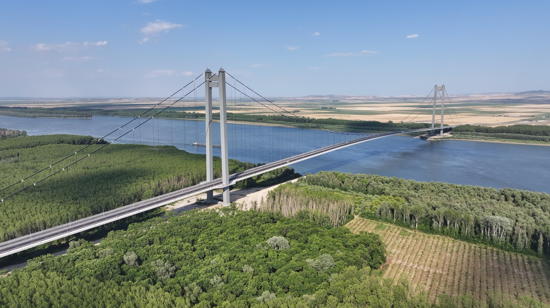 Podul peste Dunăre de la Brăila, din nou în asfaltări