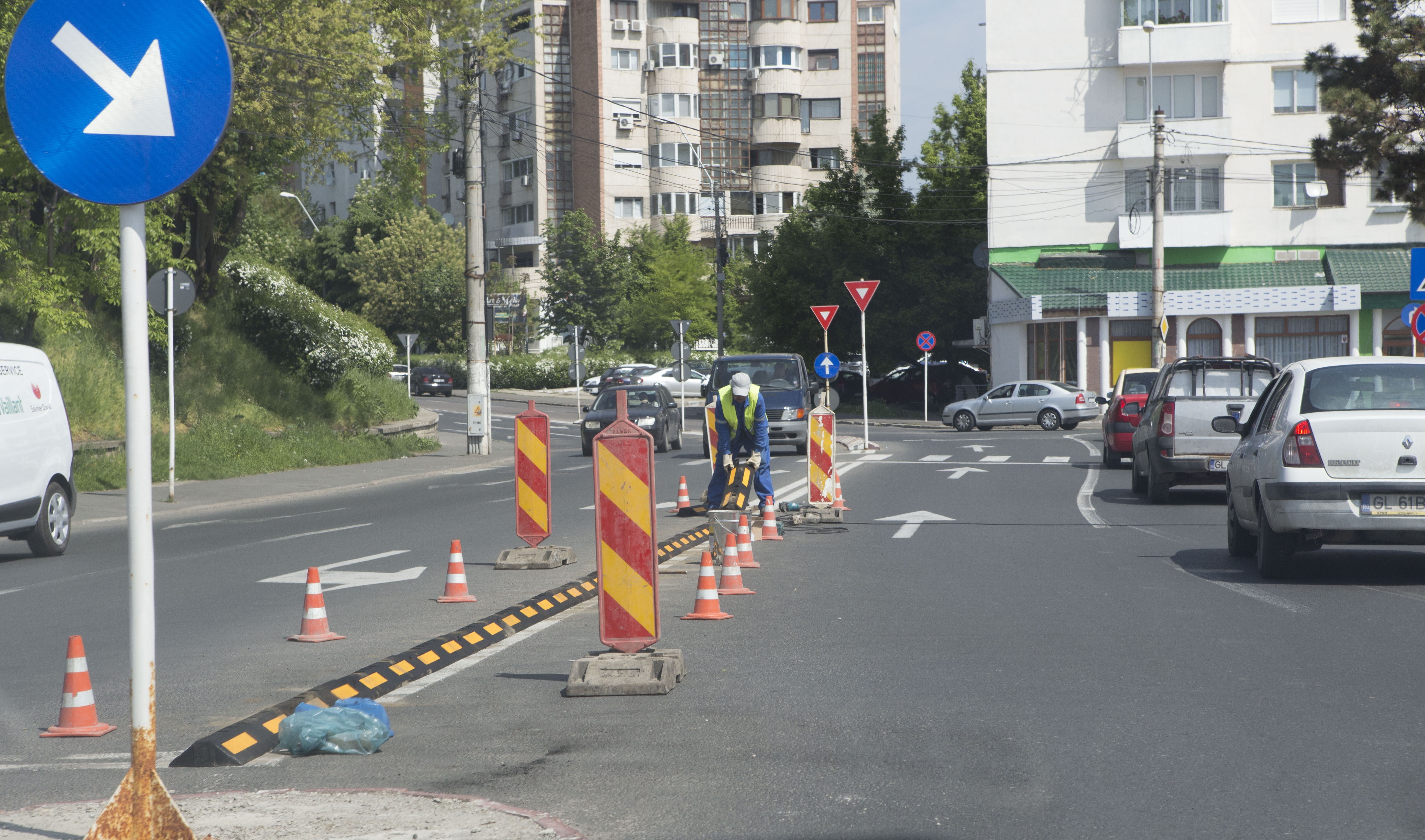 Atenţie, şoferi! Începe refacerea marcajelor rutiere