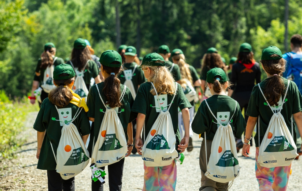 Tabără la munte pentru elevii din Galați care au reciclat aparatură electrică