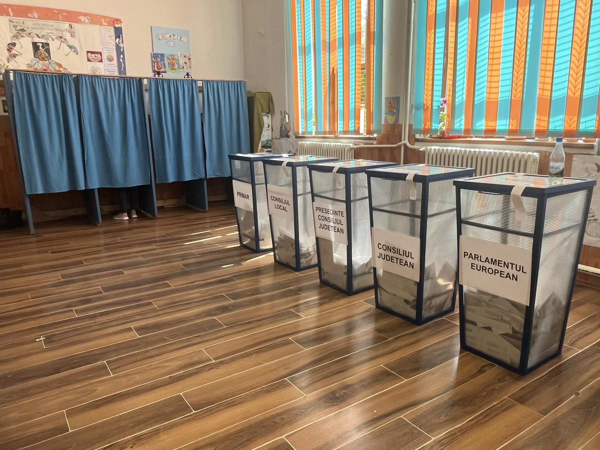 Suspiciune de fraudă electorală la Tecuci. Poliţiştii fac verificări