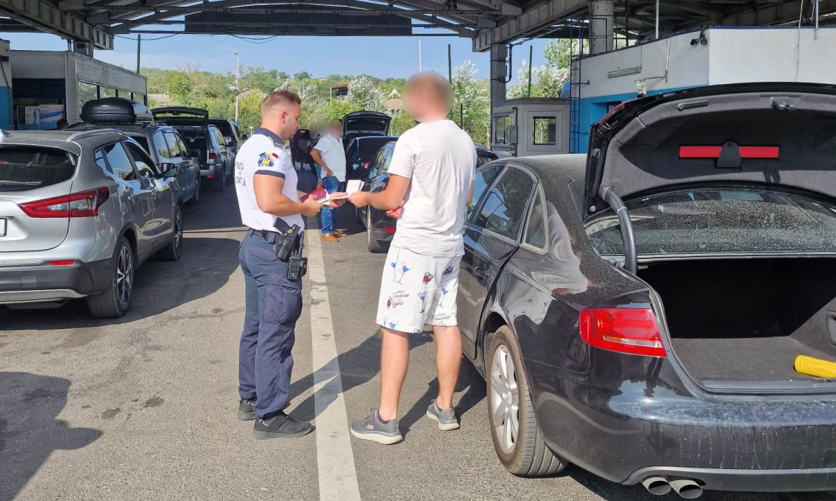 La frontieră, cu maşina neînmatriculată şi neasigurată