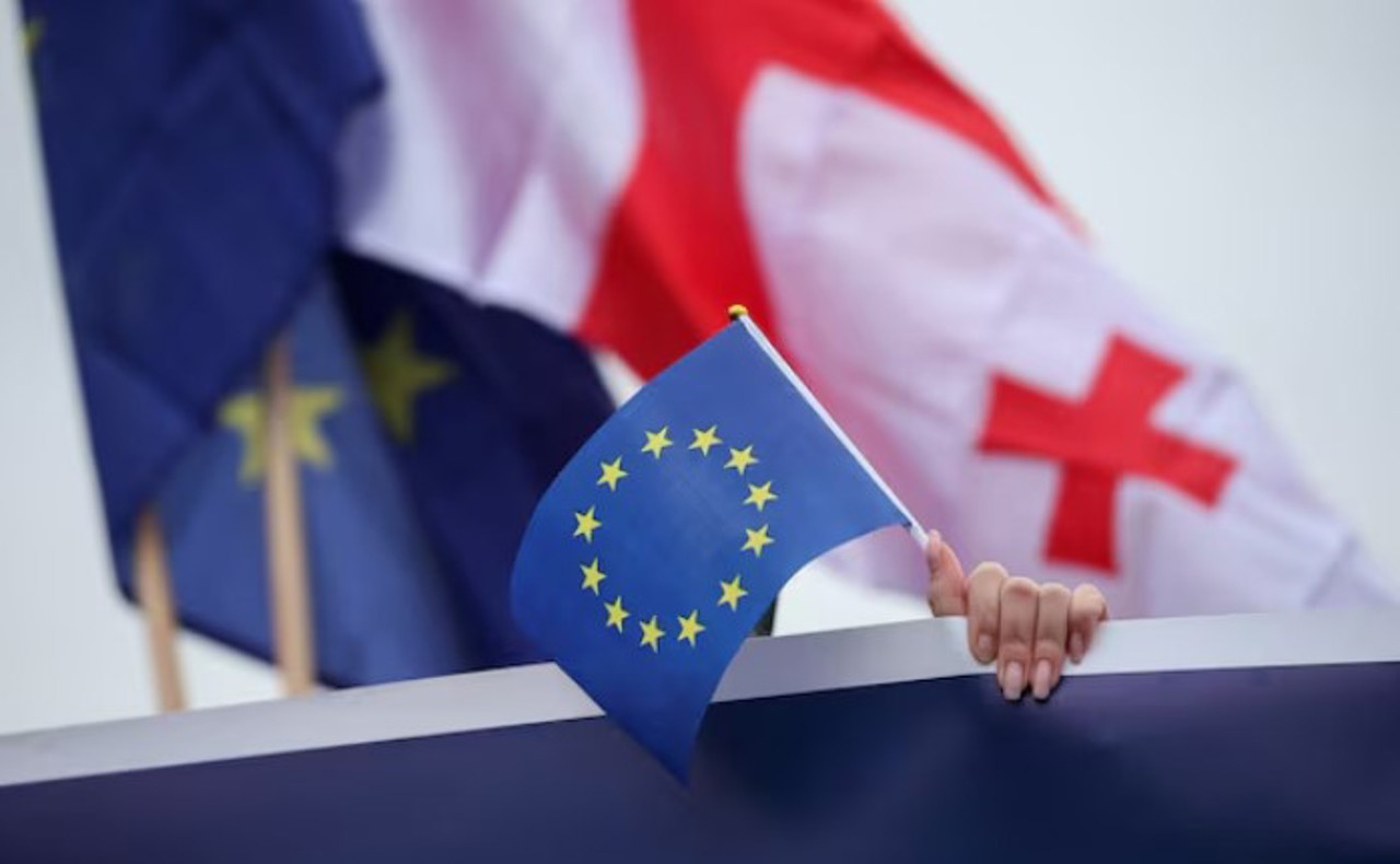 UE, solicitată să reintroducă vizele pentru Georgia