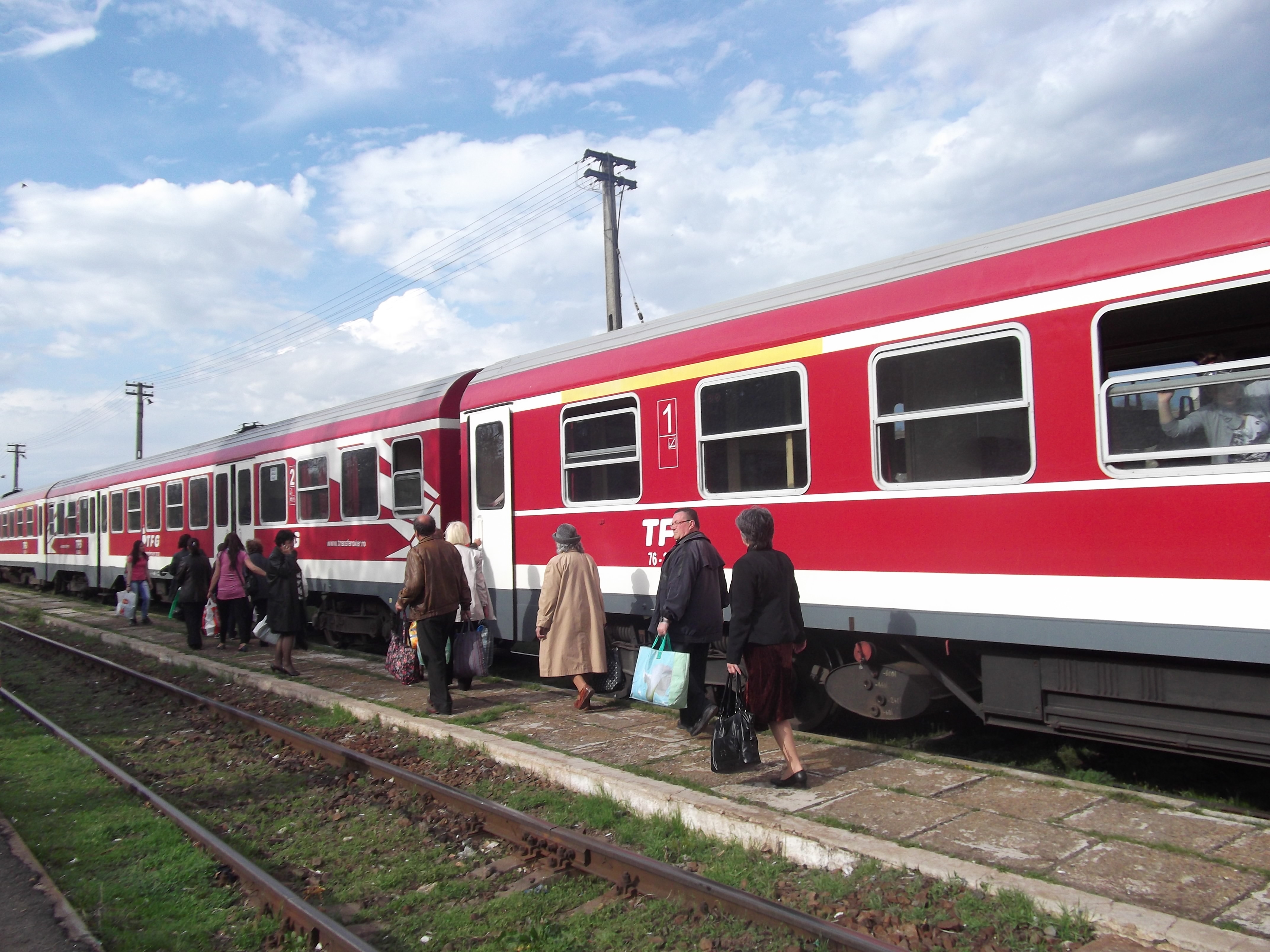 Mecanic de locomotivă mâncat de câini lângă Bereşti