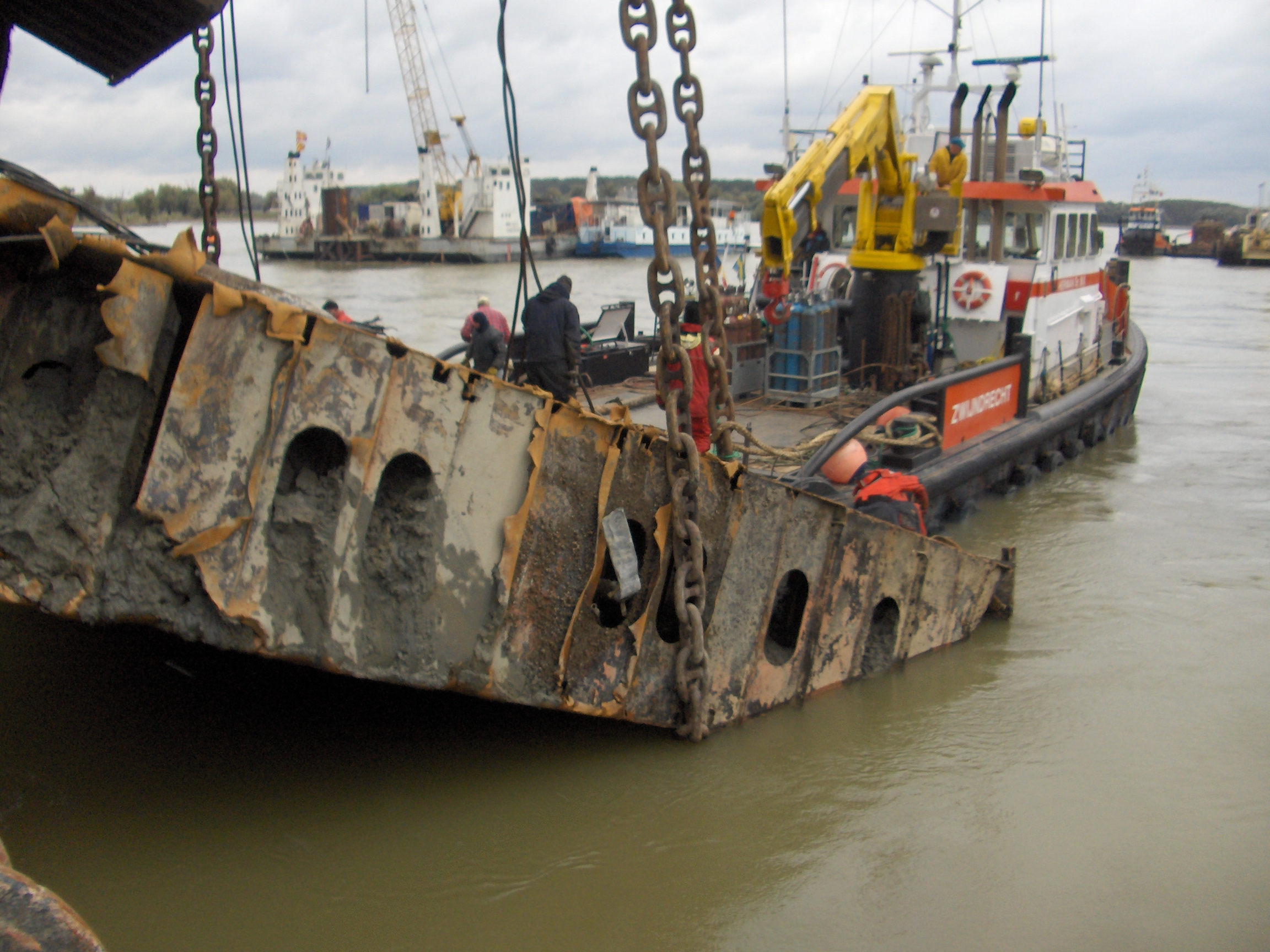 Epava navei "Rostock" ar putea să coste 12,5 milioane de euro din BANII NOŞTRI. Litigiul a ajuns la Tribunalul Galaţi