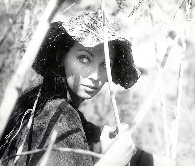 S-a stins din viaţă actriţa Julieta Szönyi - „Adnana” din „Toate pânzele sus”