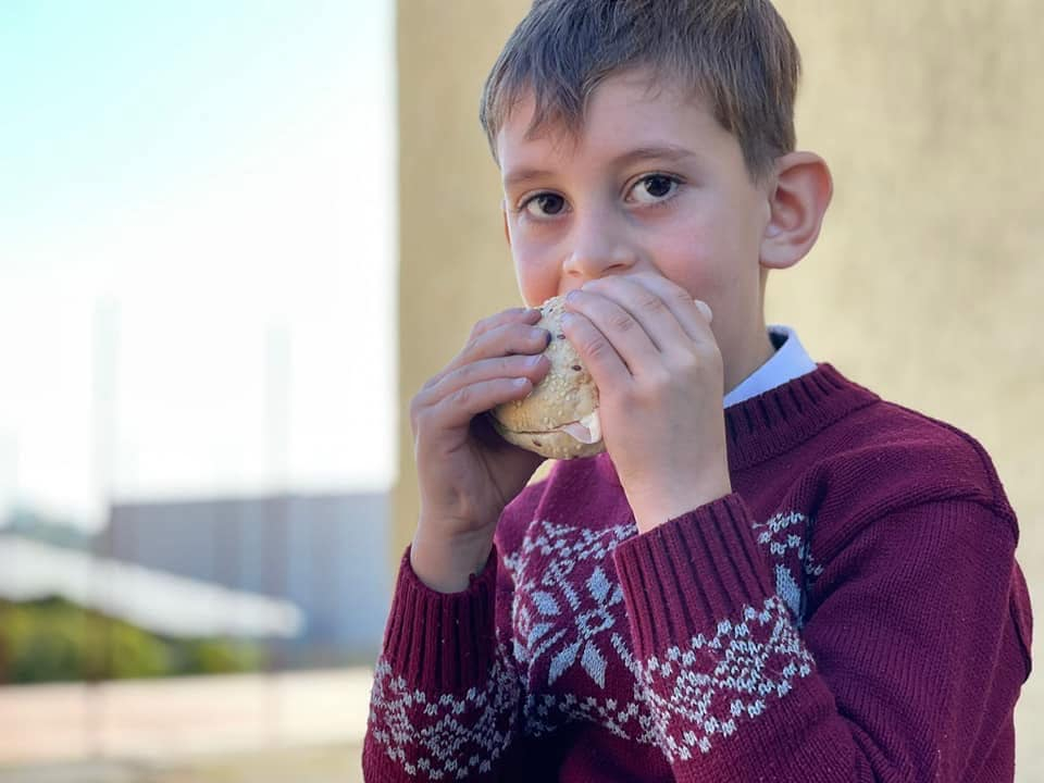 Gustare în fiecare zi pentru elevii din Berești