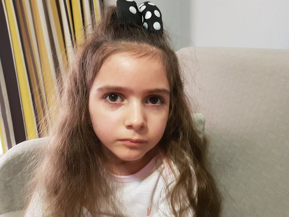 Luptă pentru viaţă la doar 7 anişori. 30.000 de euro, preţul unei vieţi normale pentru Bianca | APEL UMANITAR