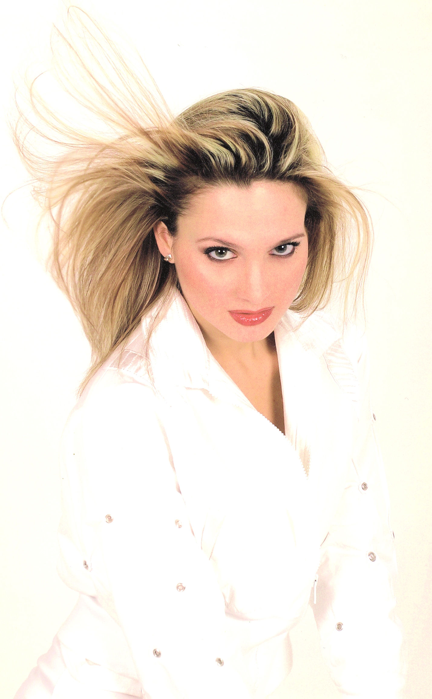 Gălăţeanca Ana Mardare, în finala Eurovision România