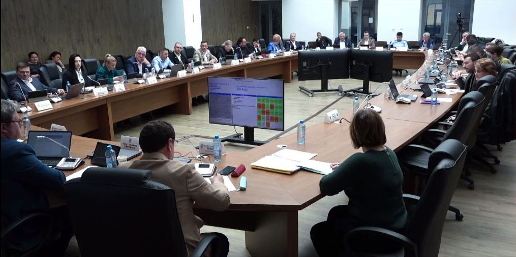 Consilierii locali ai opoziţiei nu cred în reforma primarului Ionuţ Pucheanu