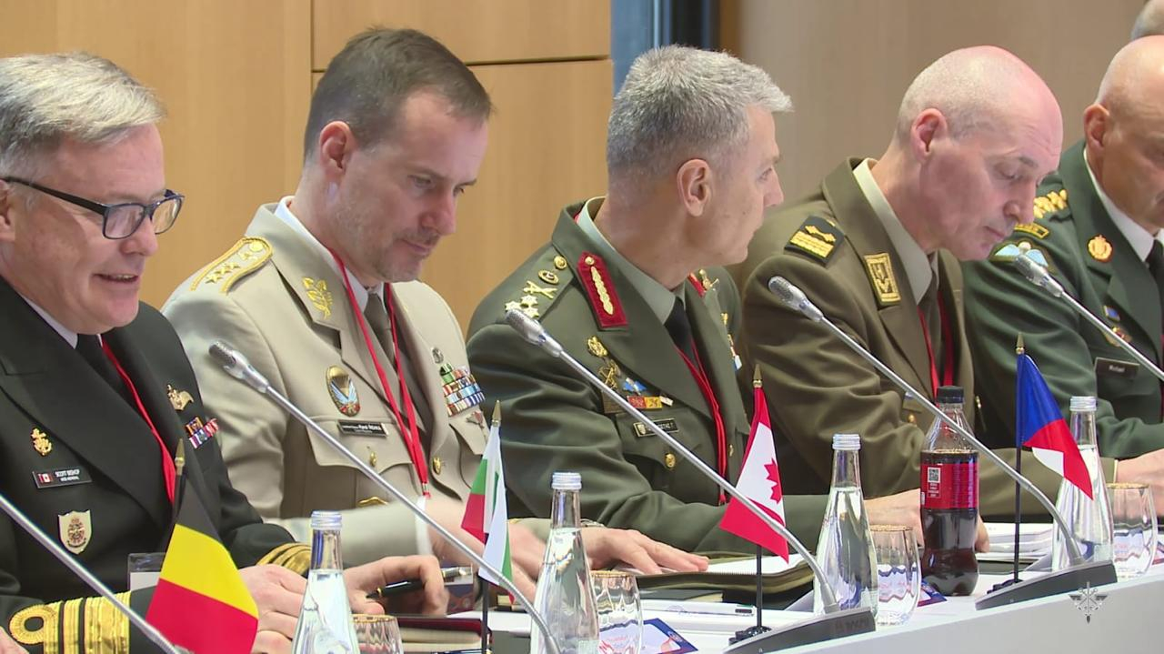 Șefii de stat major, în căutarea unei strategii