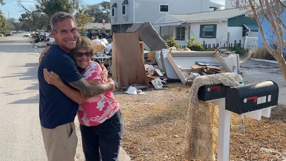 Îngerul cu placa de surf