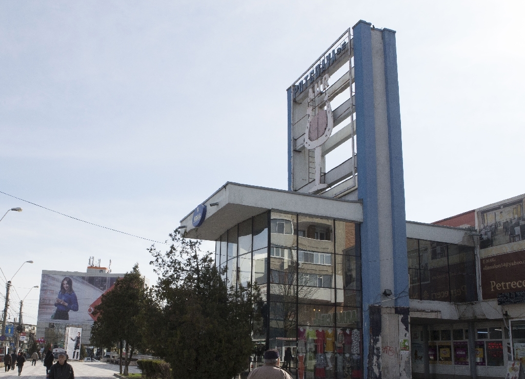 Potcoava de Aur - cartierul în care nimeni nu se plânge (FOTO)