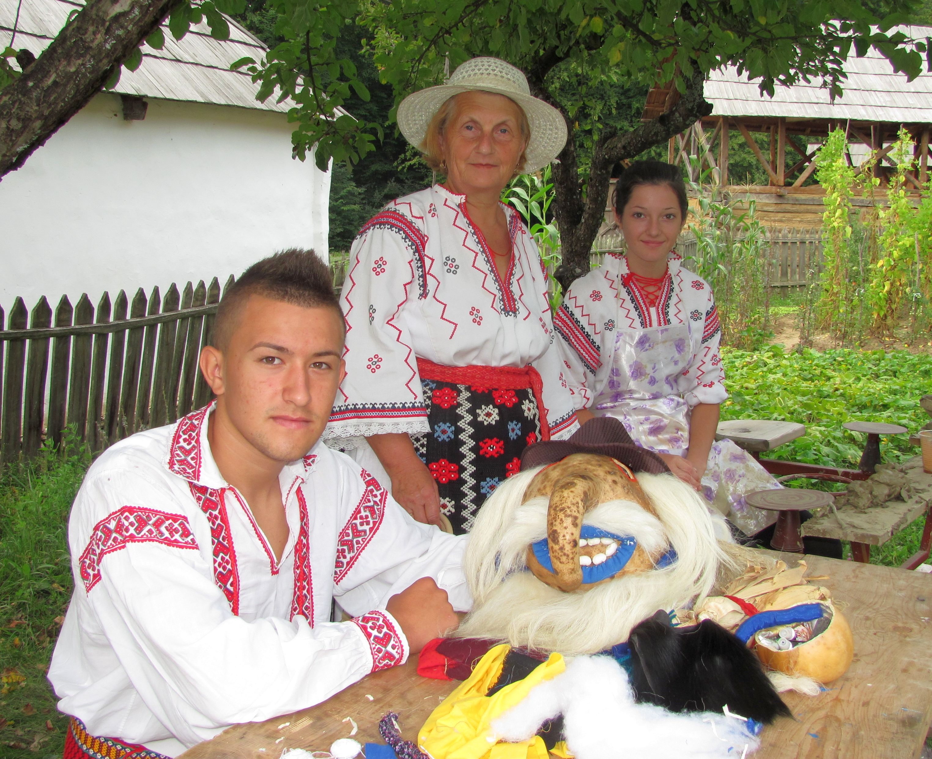 La Olimpiada Meşteşugurilor de la Sibiu: Aur şi argint pentru micii meşteri gălăţeni