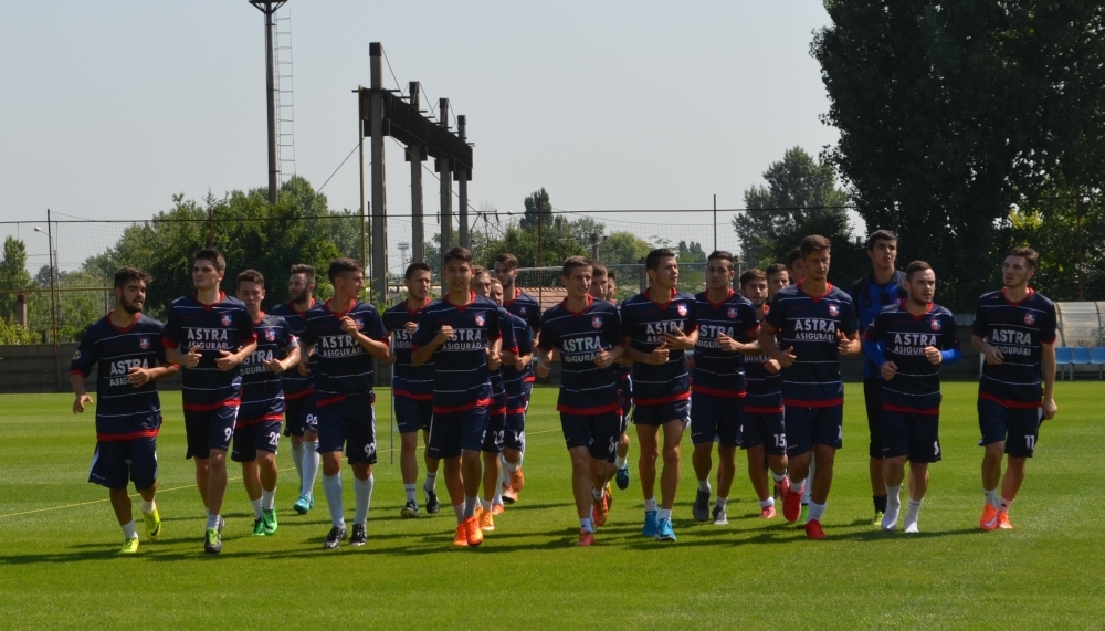 Greu de rămas în viaţă. OŢELUL are bani doar cât să înceapă campionatul