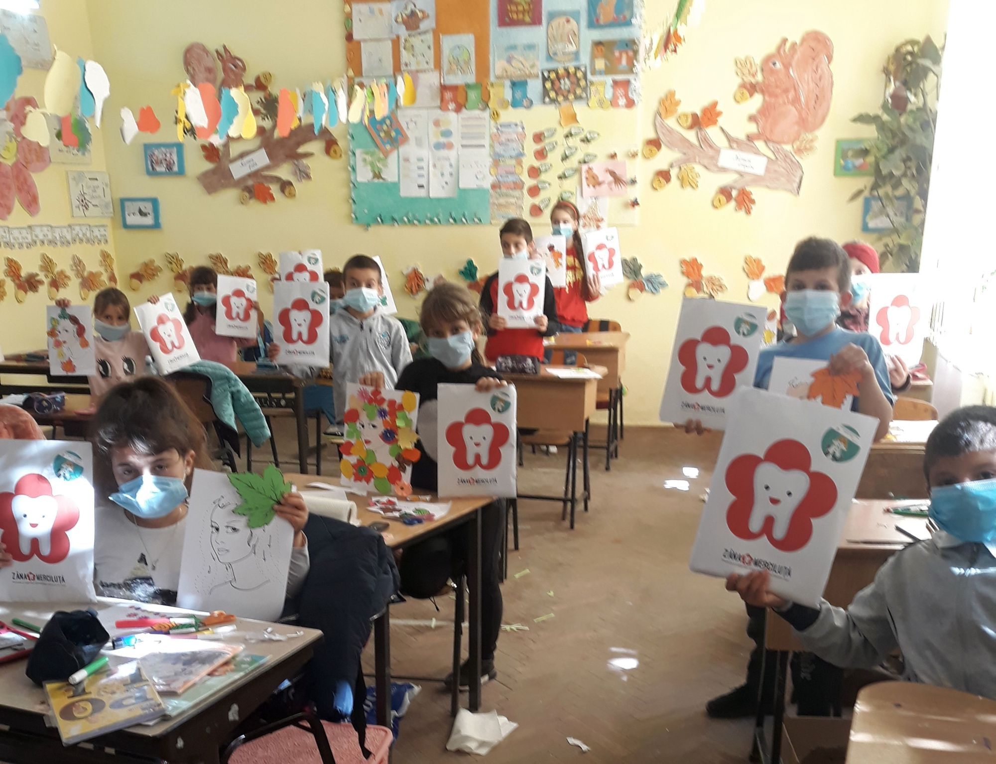 Școlile din mediul rural pot primi pachete pentru sănătatea orală a copiilor