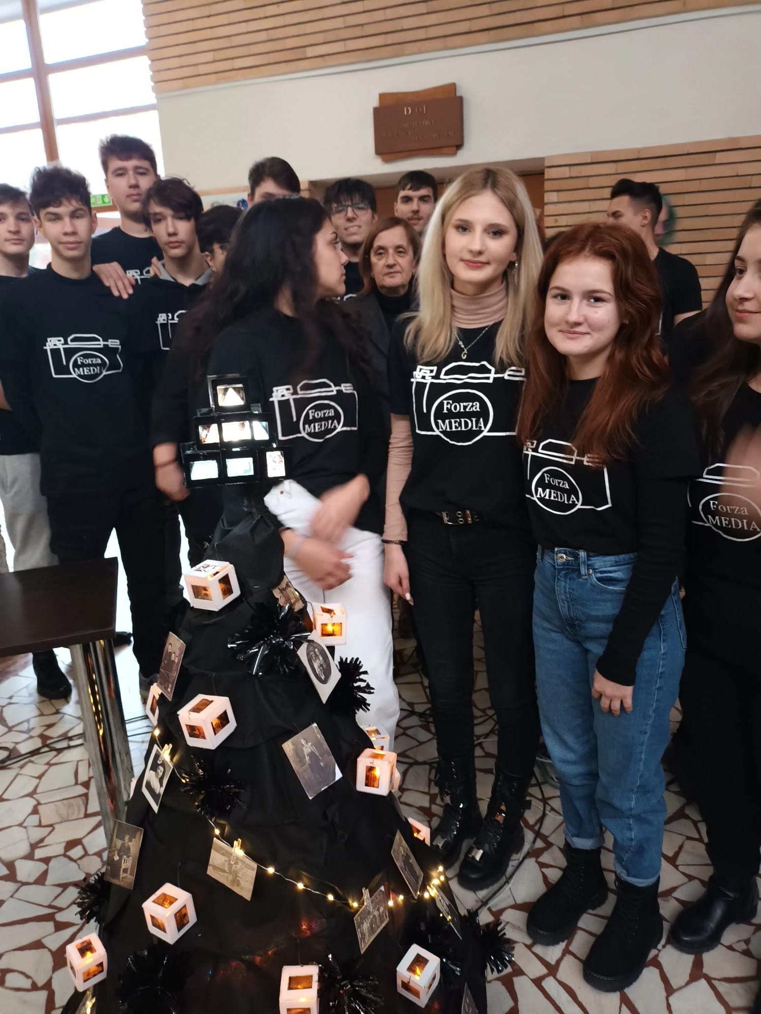 Gala brazilor inginereşti din materiale reciclabile - ediţia 2022 (FOTO)