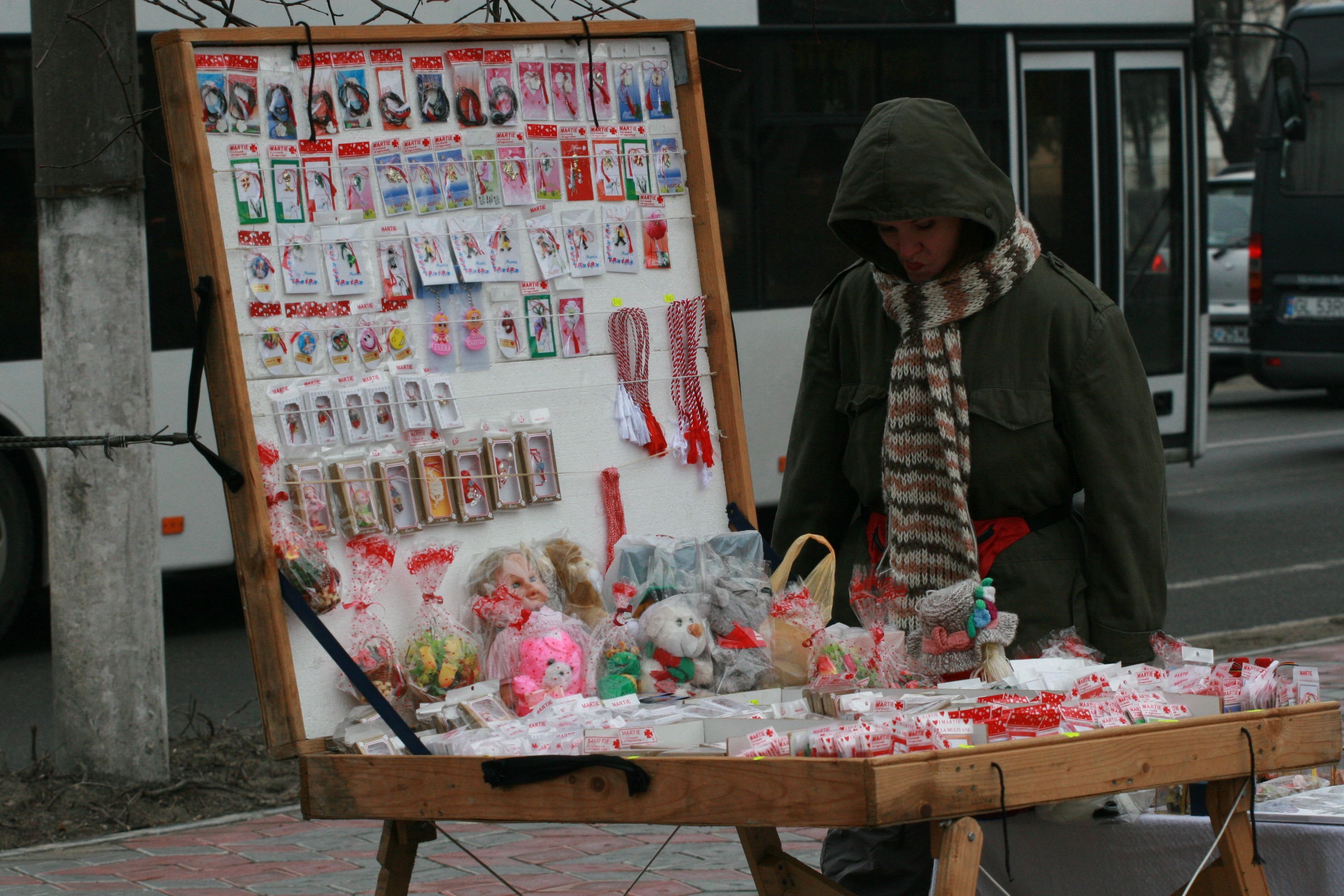 Doamne, câte kitschuri! Poftiţi la mărţişoare!