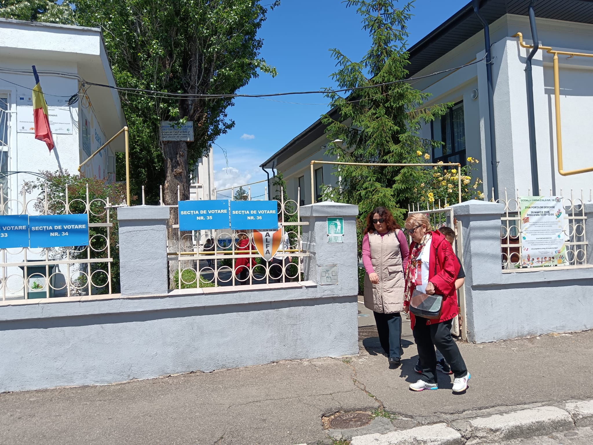 Gălăţenii, între vot pentru viitorul ţării şi fuga de dialog