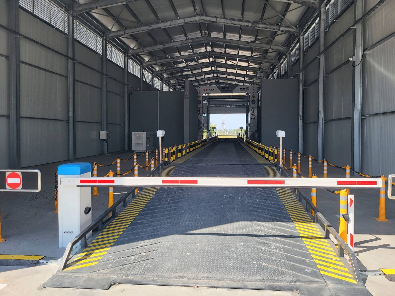 Scaner cu raze X și pentru camioane, la Vama Galați - Giurgiulești