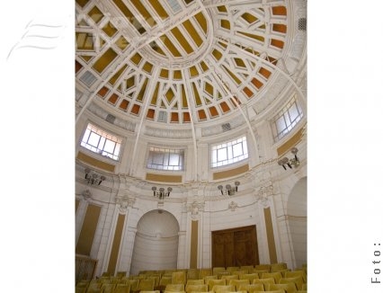 O bijuterie arhitectonică, în pericol