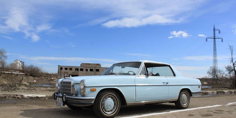 EXPOZIŢIE de MAŞINI vechi şi tunate la Danubius