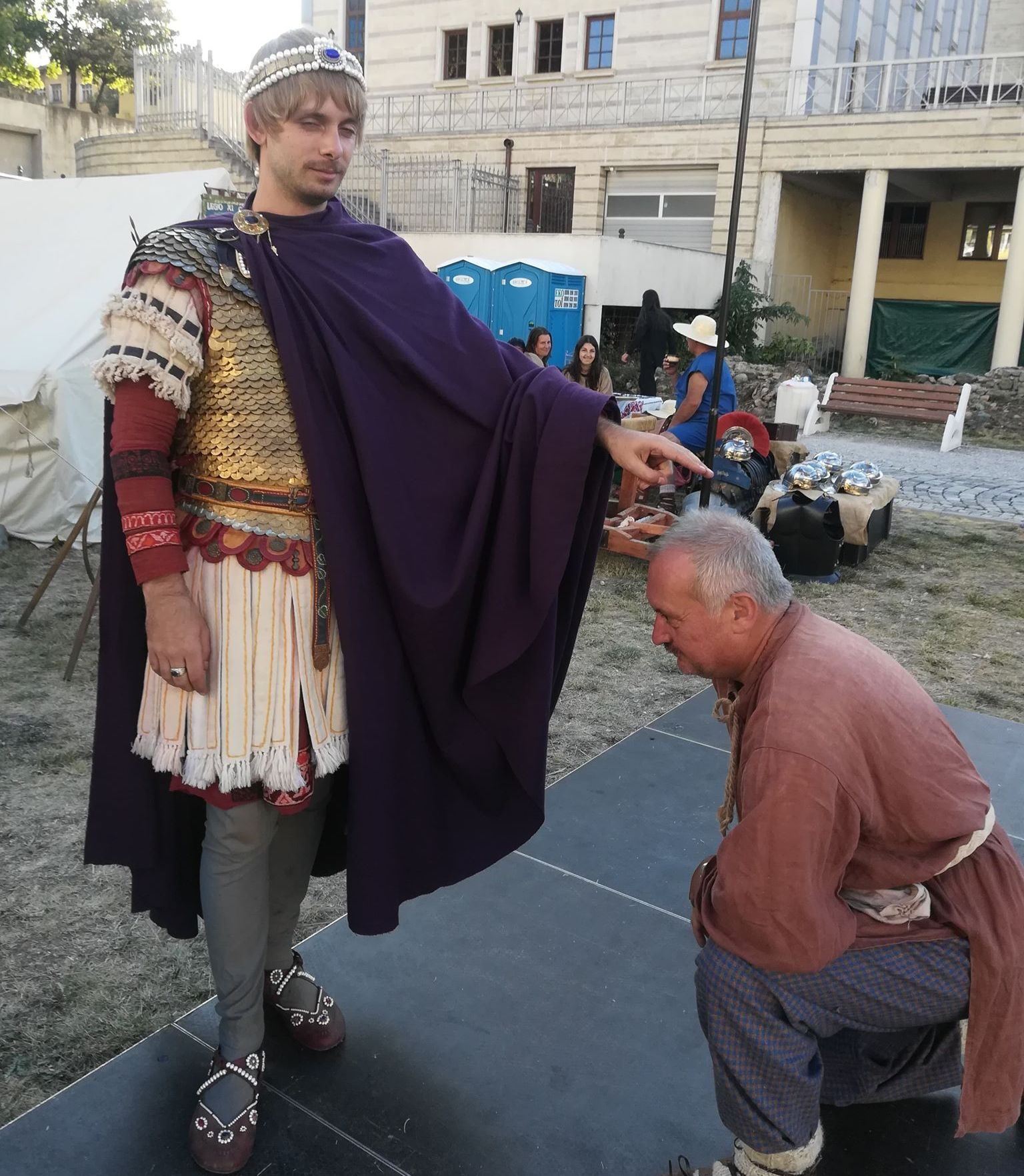 La Sofia, cu falxuri, cuşme şi opinci. Dacii şi goţii... gălăţeni au atacat din nou Roma! FESTIVAL