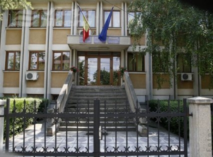 Se caută procuror general