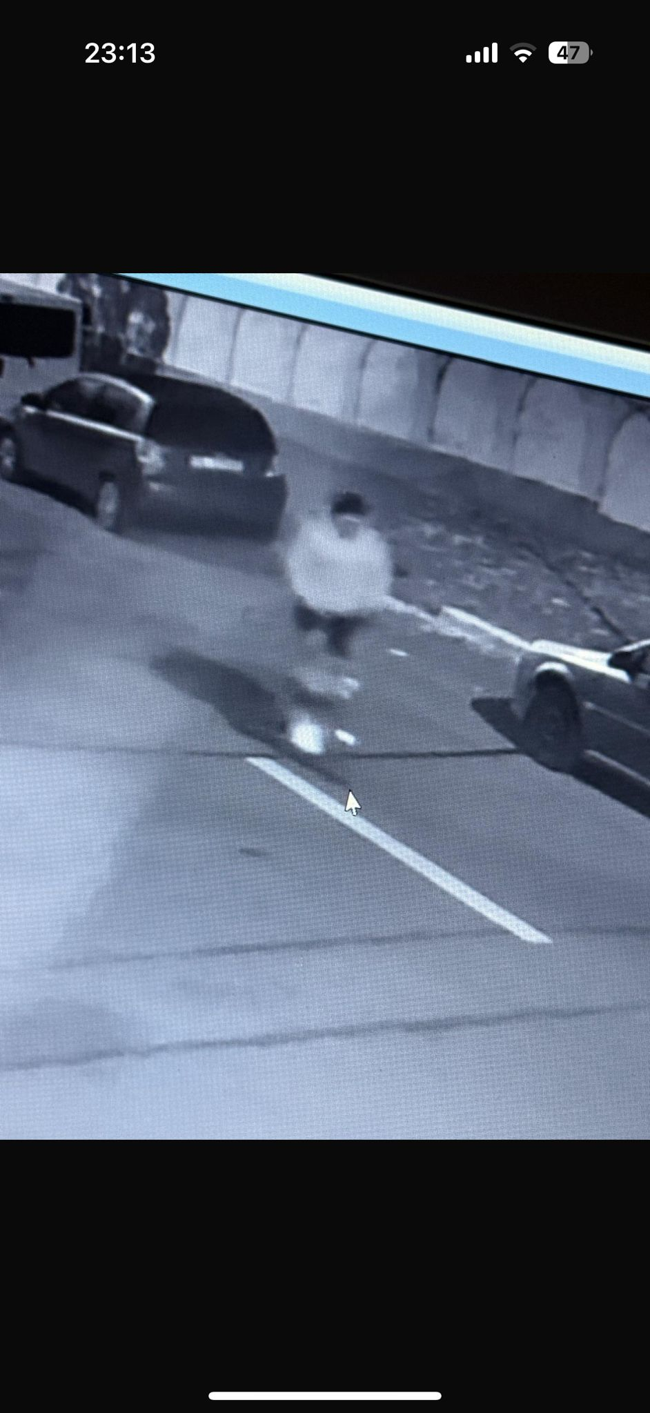 Recompensă pentru informaţii despre spărgătorii de maşini din centrul oraşului