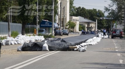 Hidrobarajul de la Vamă, desfăcut joi dimineaţă!  