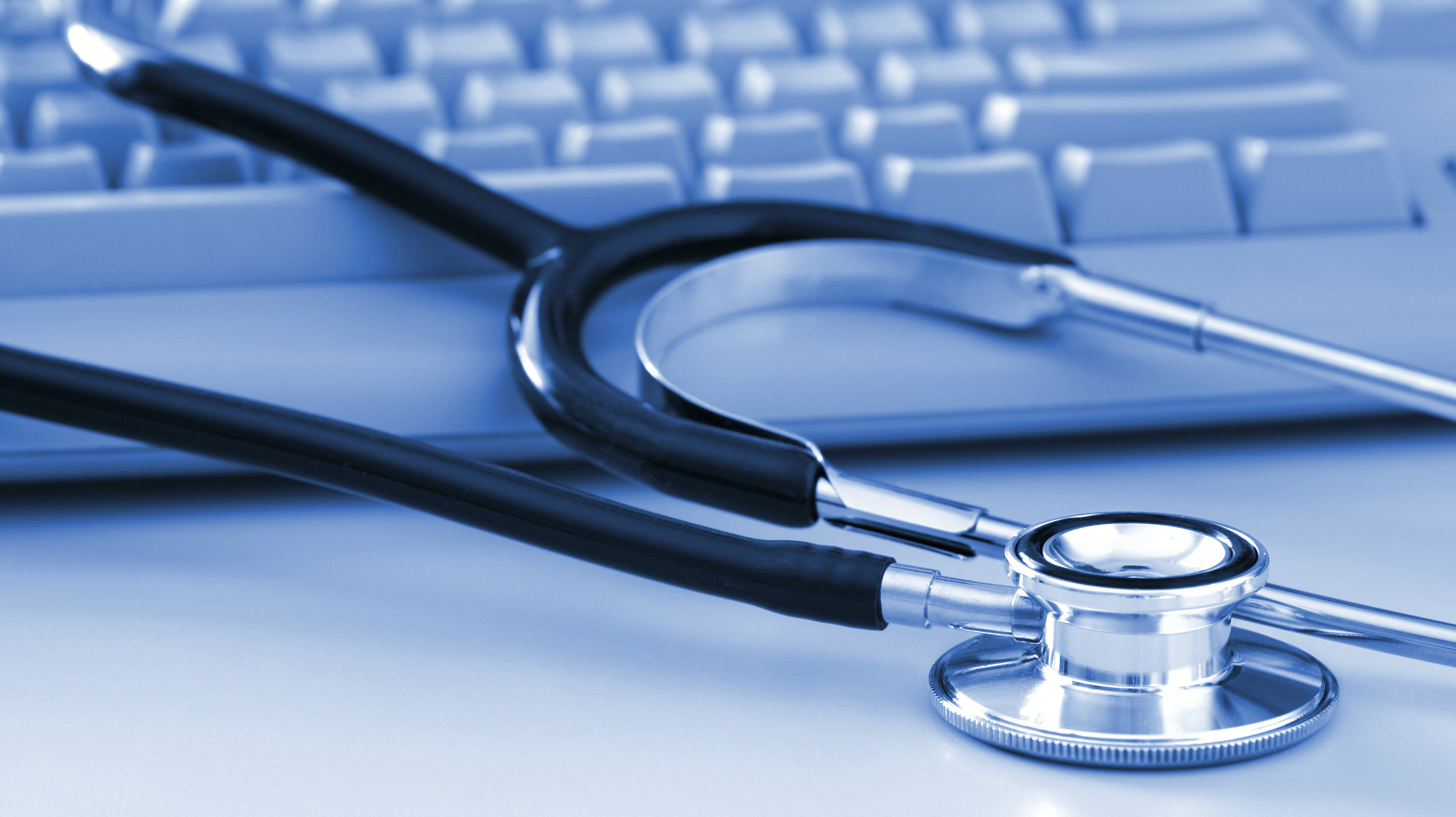 "Stop diagnostic pe net!". Mergeți la un medic real, nu la dr. Google!