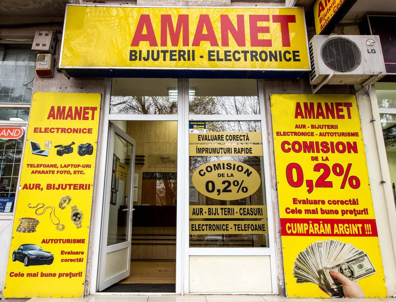 Peste 3.700 de case de amanet, în vizorul ANAF