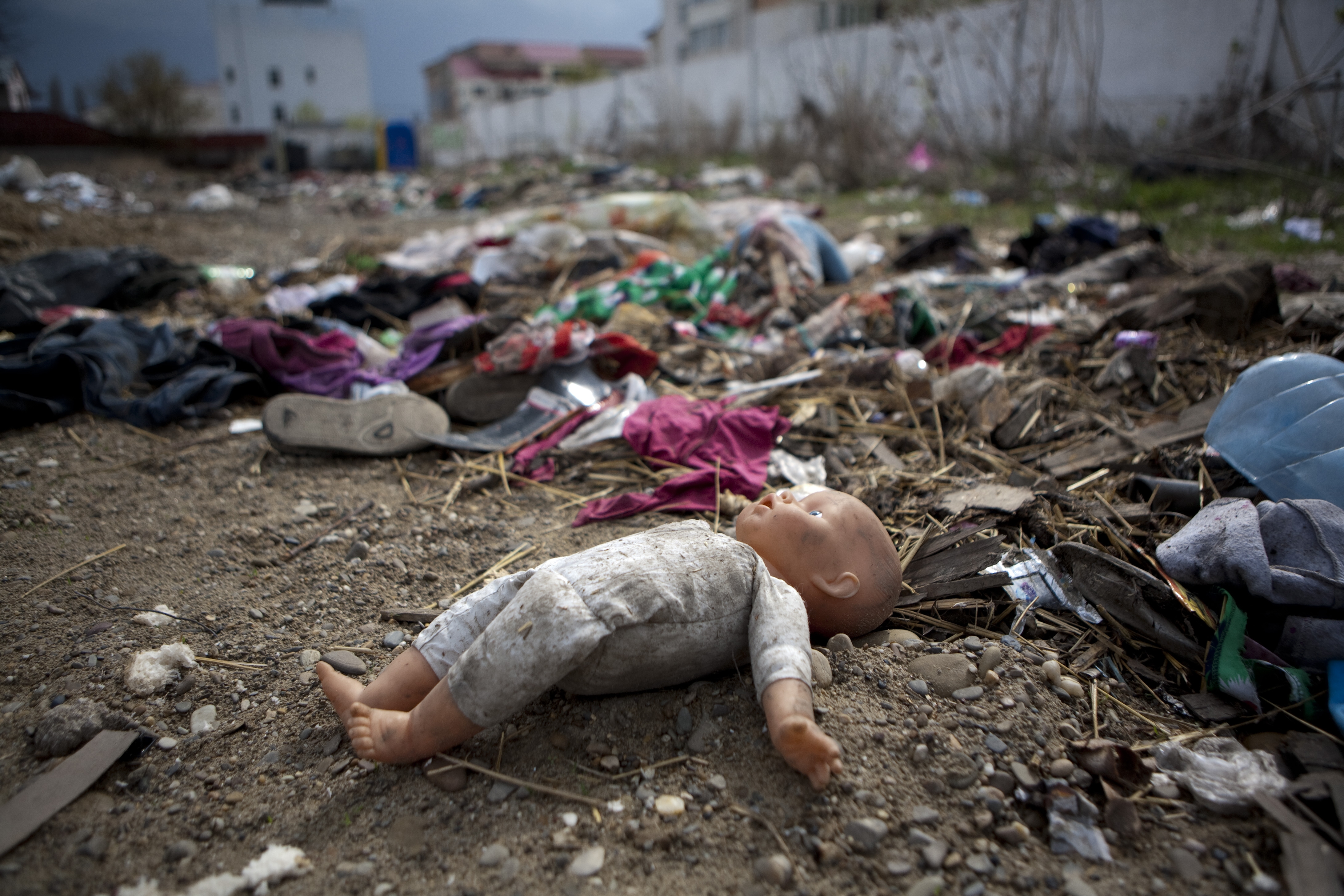 Fost poligon auto, viitoare groapă de gunoi