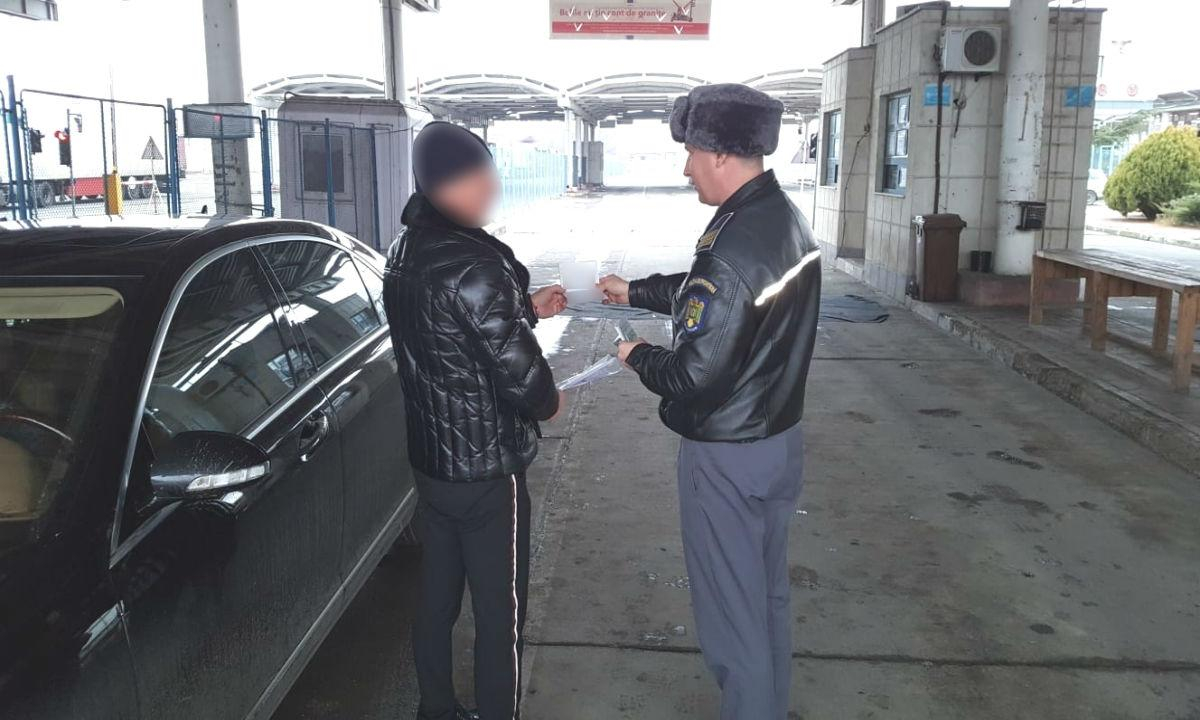 ITP fals, depistat la graniţă