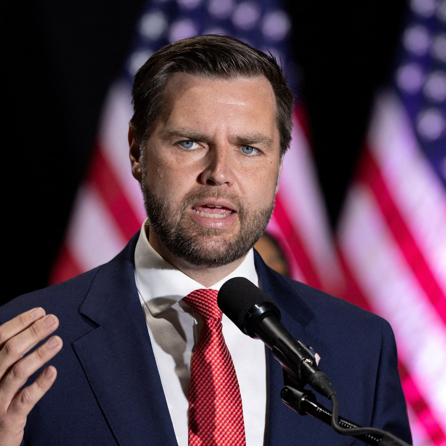 JD Vance, omul care a umilit Europa