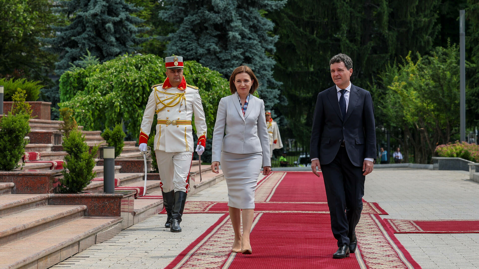 Nicușor Dan, reacție la mesajul Maiei Sandu despre Unire