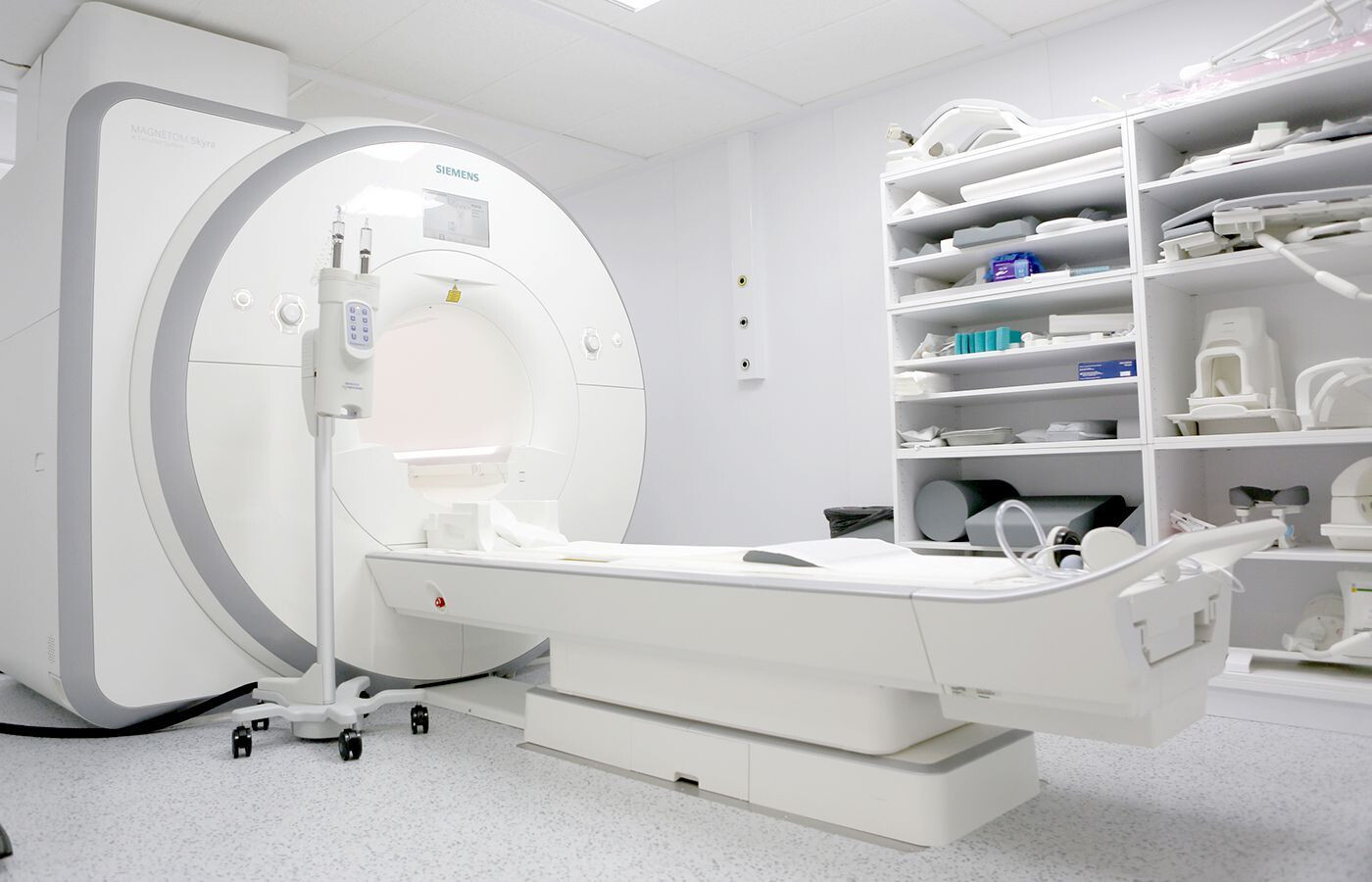 Finanțare pentru noi echipamente moderne de tratare a cancerului, la Spitalul Judeţean