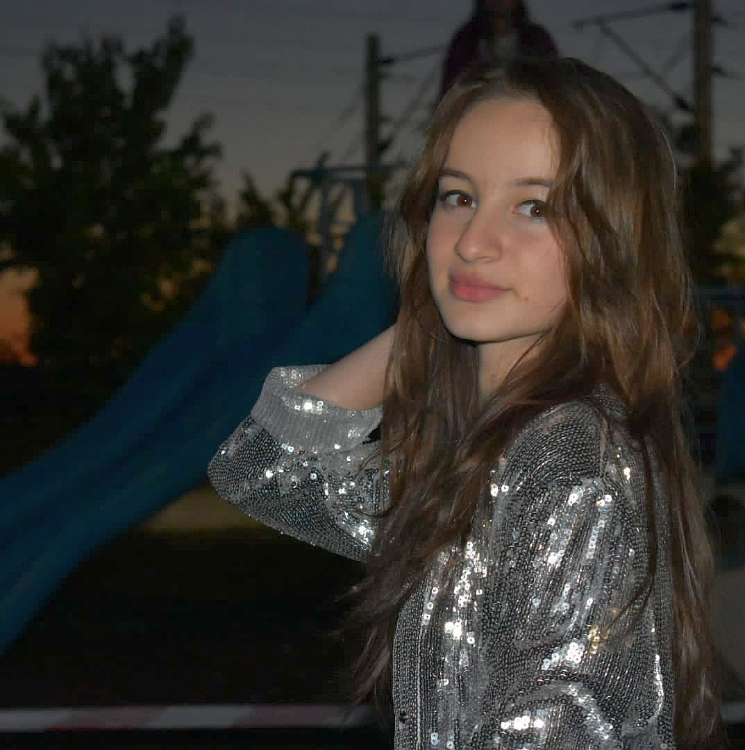 Elevă din Tecuci, finalistă la un concurs de improvizaţie