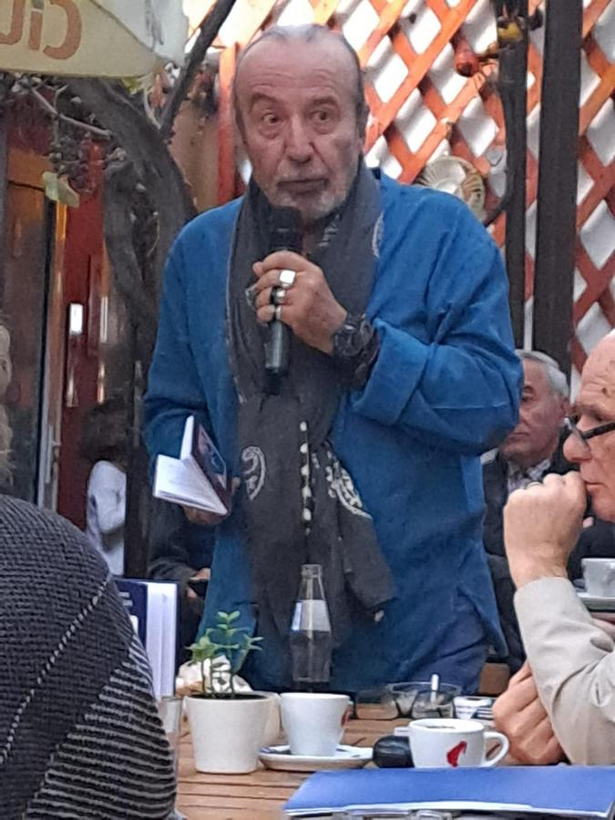 Cenaclul "Noduri și Semne". Expoziţie şi triplă lansare de carte