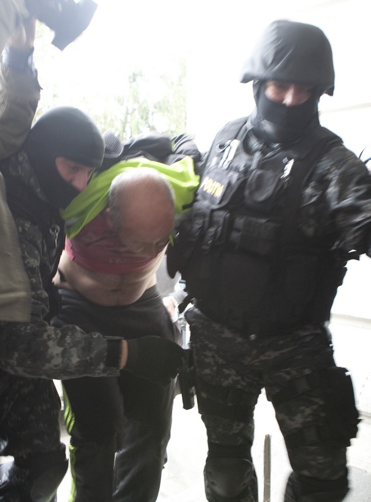 Tribunalul a decis: Oierii terorişti rămân după gratii