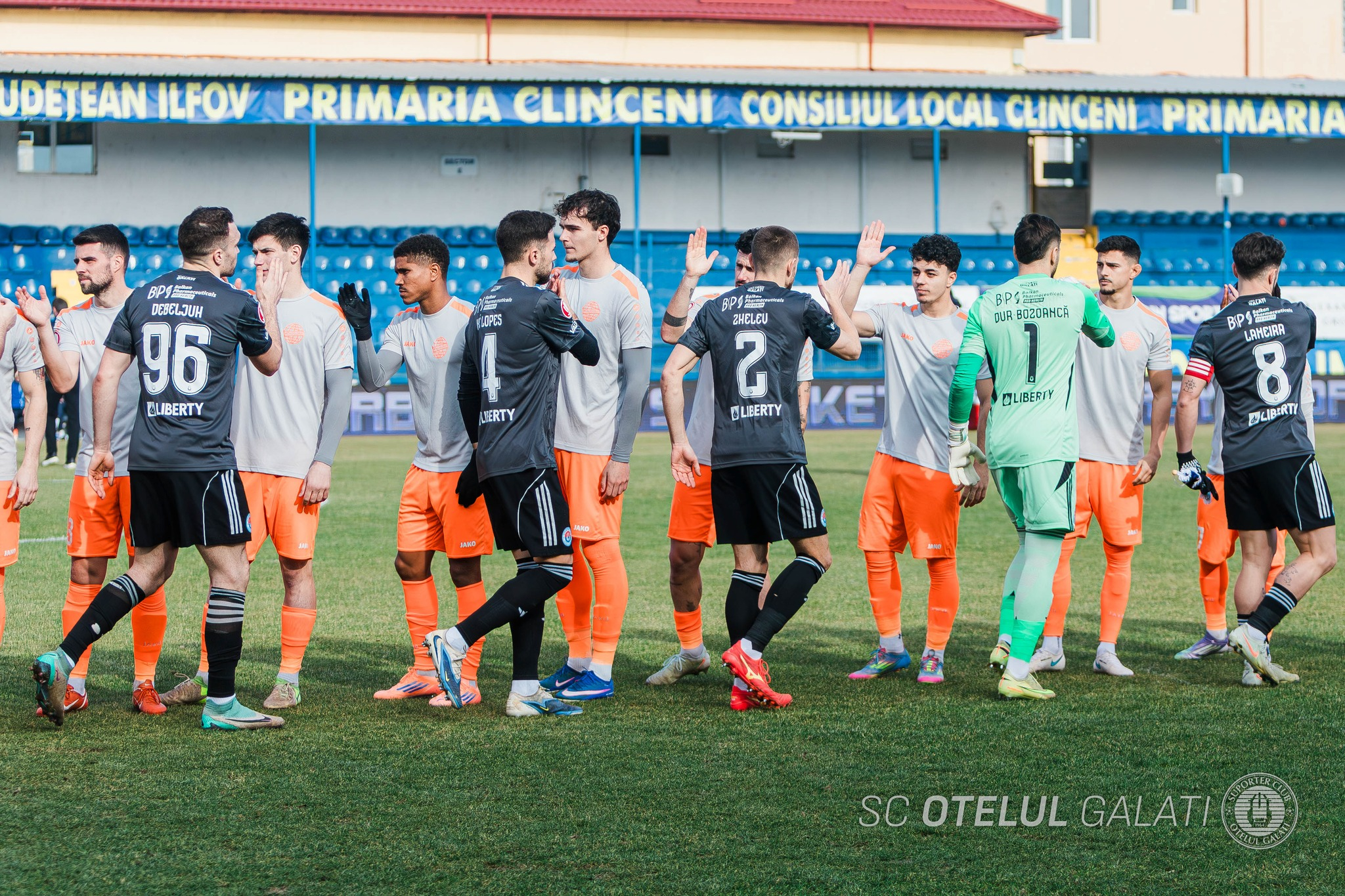 Mulți jucători ai Oțelului, la limita suspendării