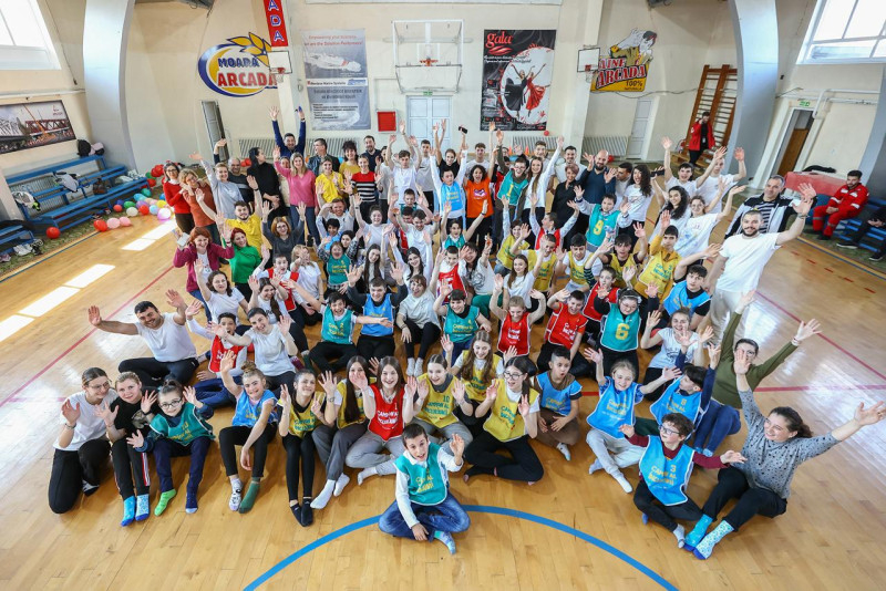 Copii uniţi prin sport şi mişcare, la Dunărea de Jos