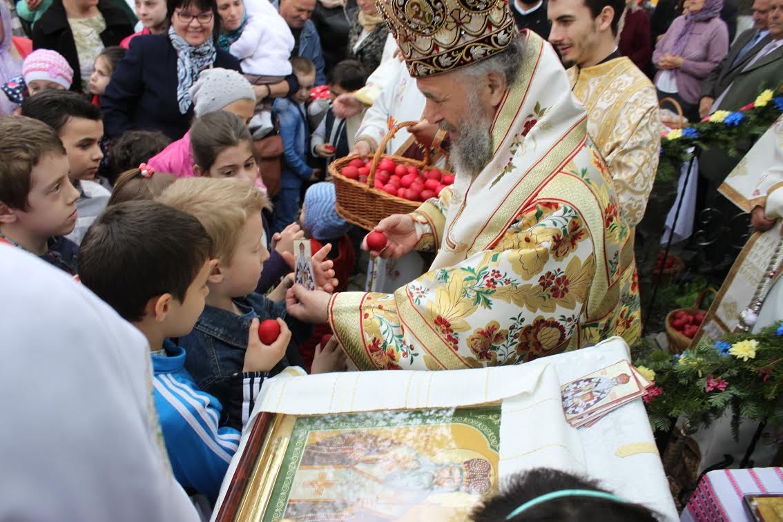 SĂRBĂTOARE MARE la biserica de pe Strada Oltului
