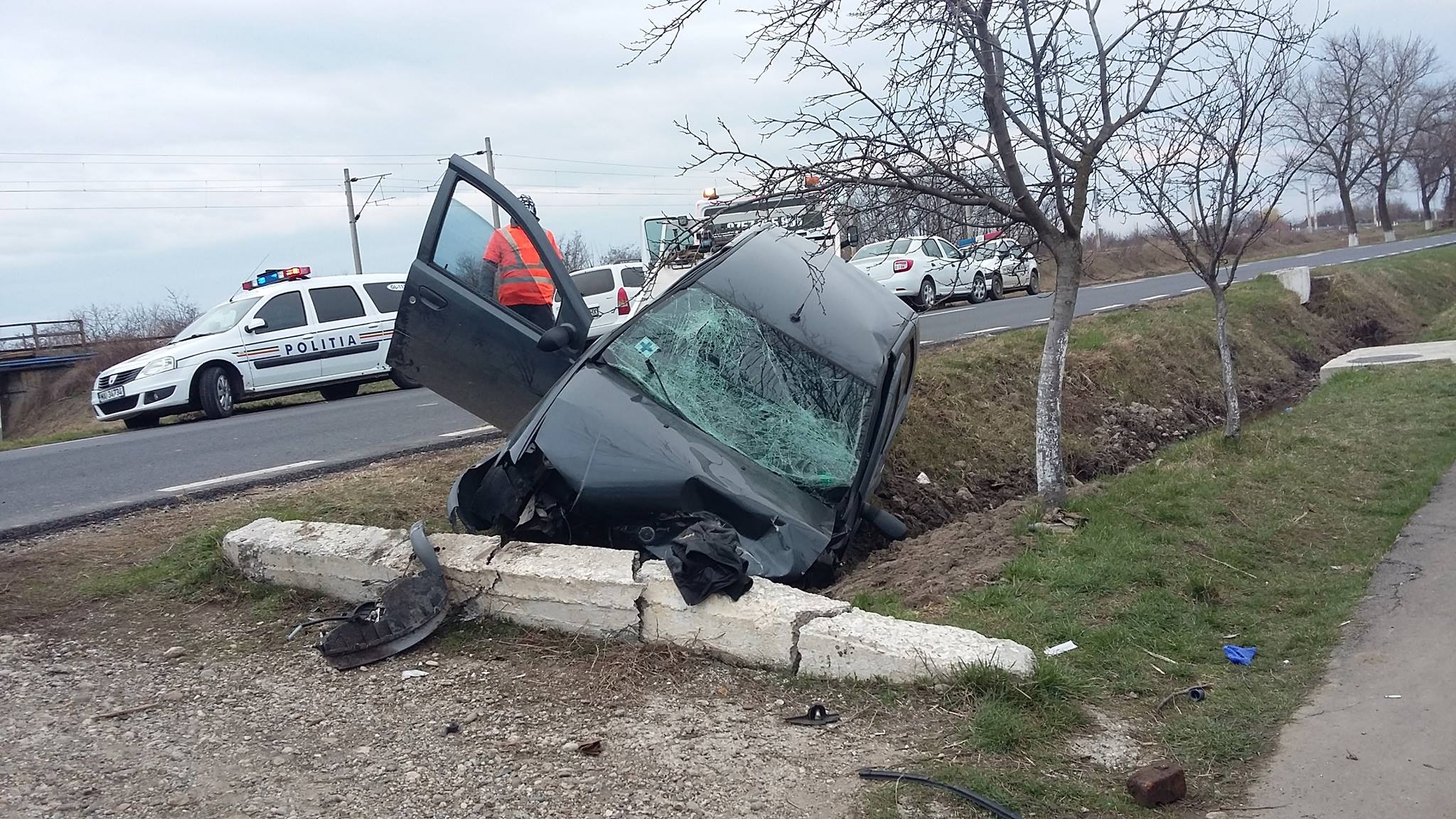 Tragedie în această după-amiază pe o șosea circulată din Galați. Doi oameni au murit