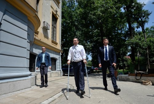 Gabriel Oprea, din nou PREMIER INTERIMAR