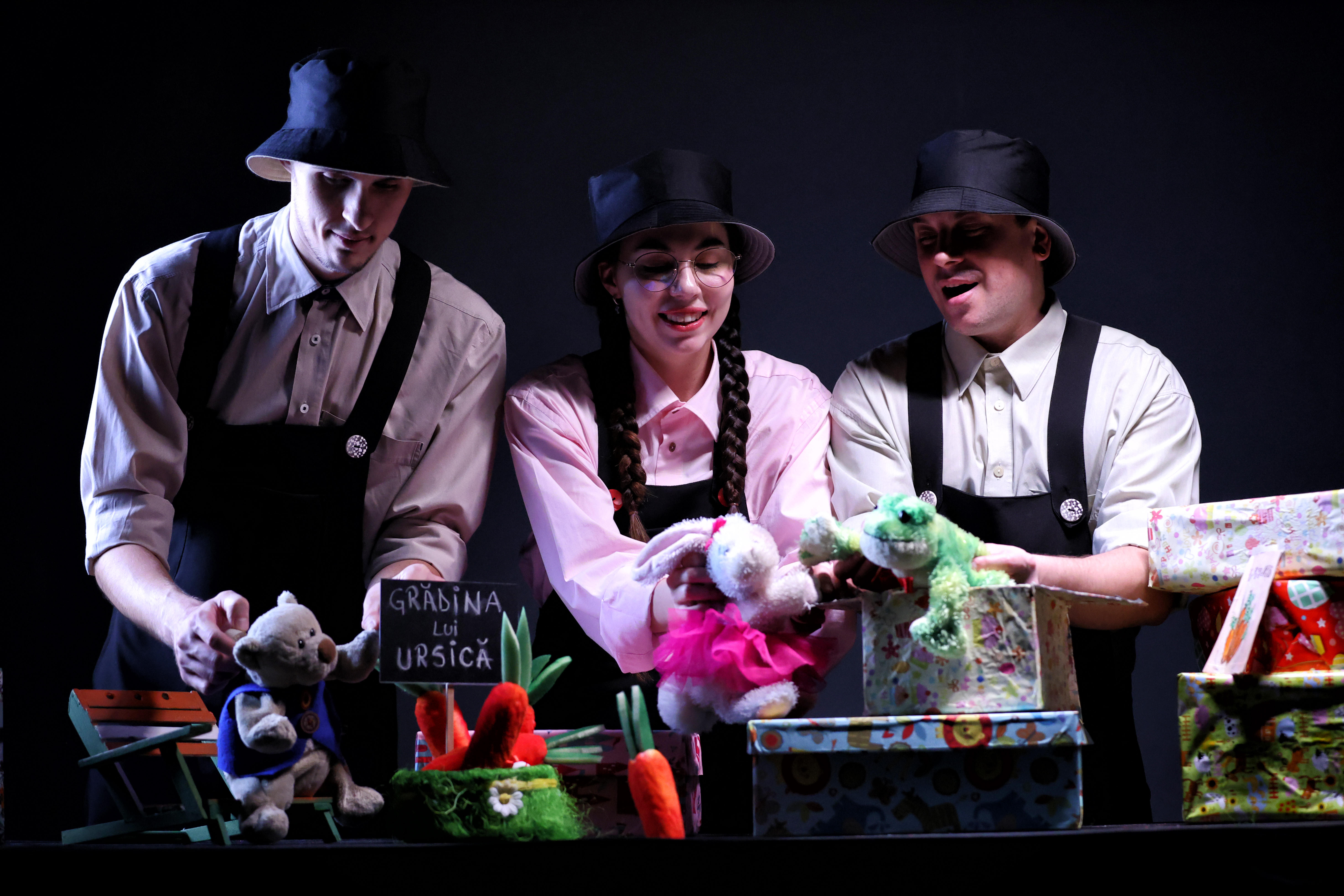 „Poveste de pluș”, spectacolul primei jucării preferate